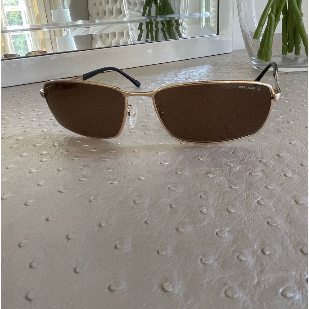 Police metal frame sunglasses